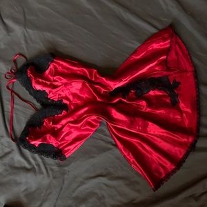 VINTAGE SLIP